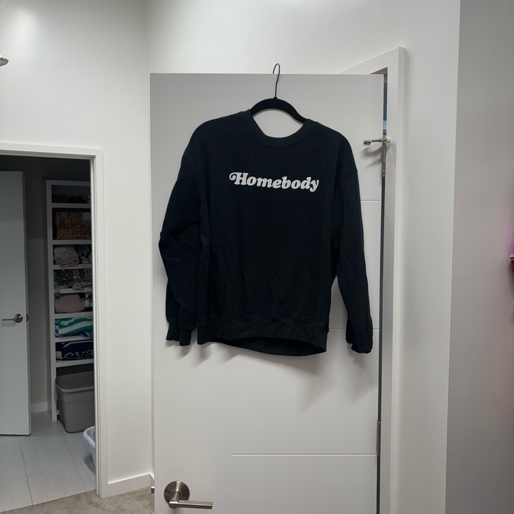 Black 'Homebody' Sweatshirt